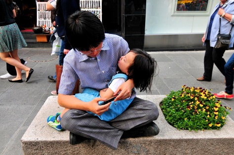 Father and daughter, Seoul, 2010